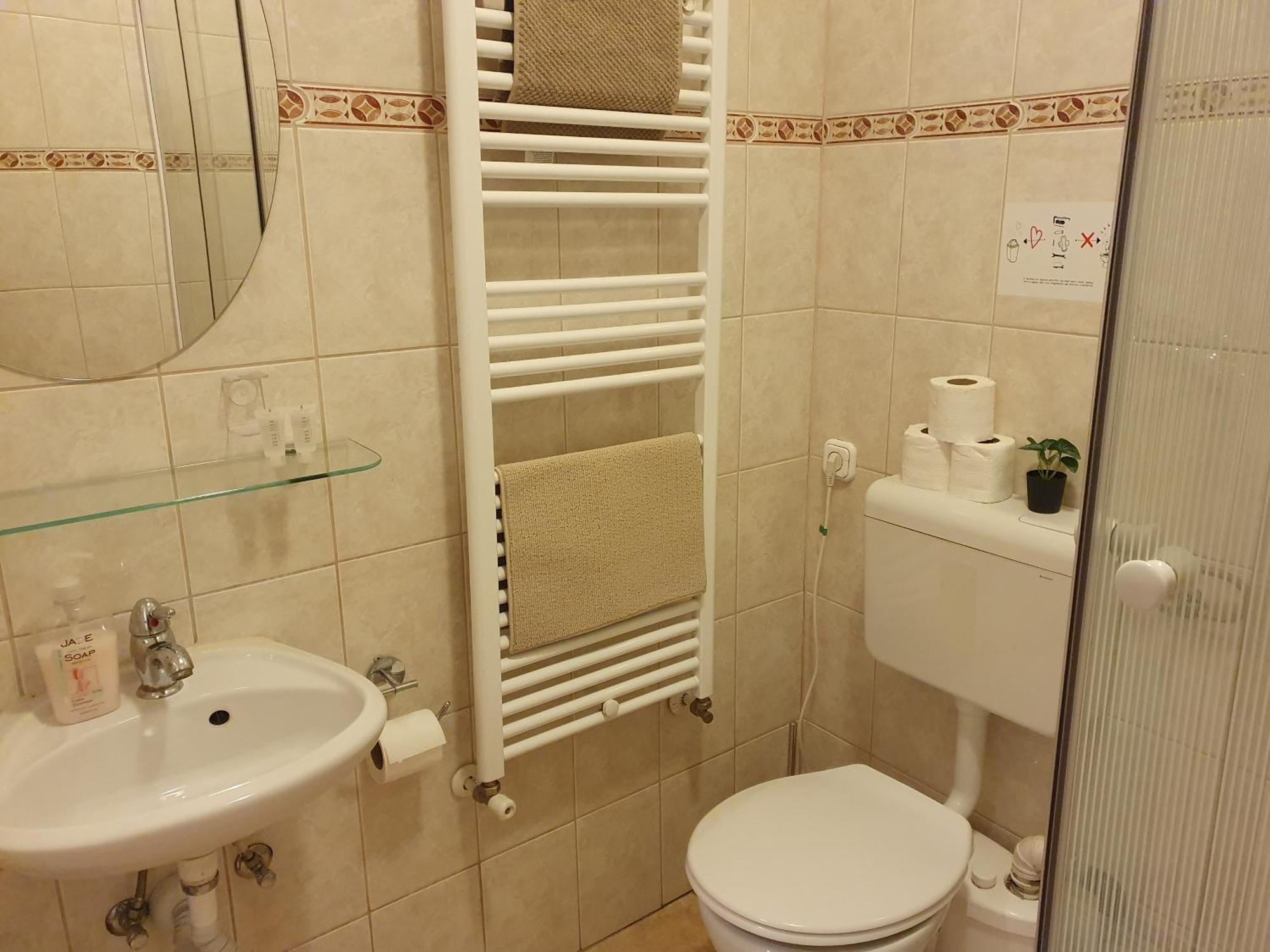 Elegancia Residence Boedapest Buitenkant foto